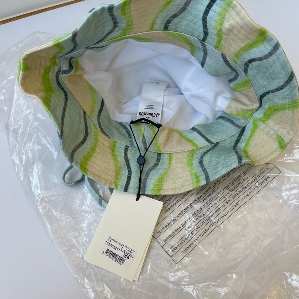 NWT Jacquemus Bucket Hat Le Bob Gadjo Unisex in Blue / Grey Stripe Le Raphia - Picture 14 of 16